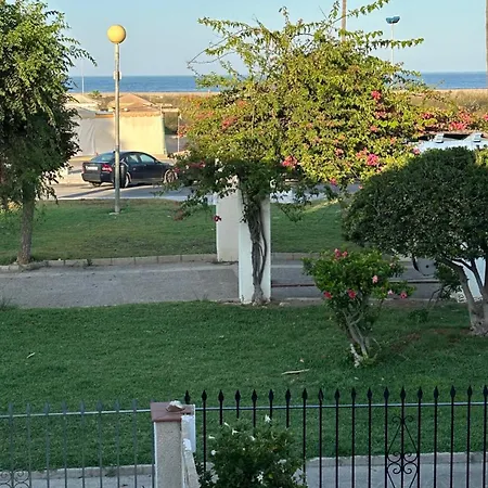 Villa Rosa En Primera Linea De Playa Conil De La Frontera
